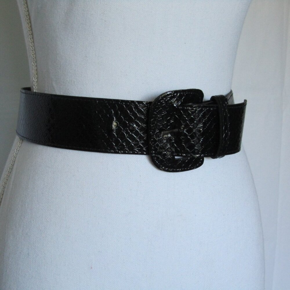 Vintage Black Snake Skin Imitation Medium Width Women’s Belt